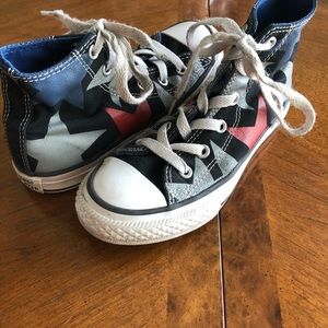 Chuck Taylor Converse All Star Boys Youth size 13y
